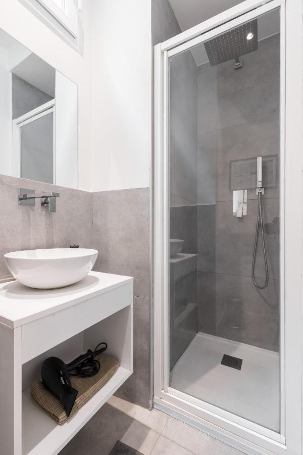 Garibaldi Square - Cozy 1 Bdr Old Town Διαμέρισμα Νίκαια Εξωτερικό φωτογραφία